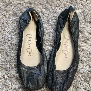 Metallic TOMS Flats